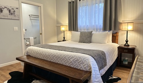 Suite clásica, 1 cama de matrimonio grande, en esquina (Heritage Room)