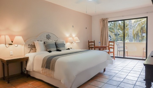 Habitación estándar, 1 cama de matrimonio grande, vistas al jardín