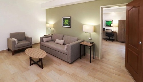 Suite junior, 1 habitación, no fumadores (1 King Bed)