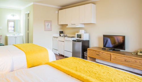 Kitchenette with Two Queen Beds