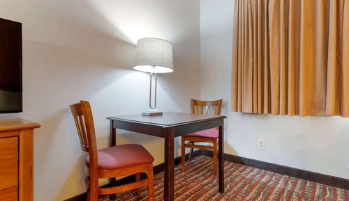 Habitación, 2 camas de matrimonio, no fumadores, vistas parciales al lago