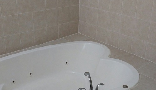 Suite, 1 cama de matrimonio grande, bañera de hidromasaje