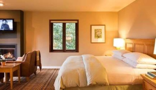 Madrone room