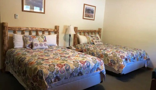 Habitación Signature, 2 camas de matrimonio, vistas a la montaña (Lodge)