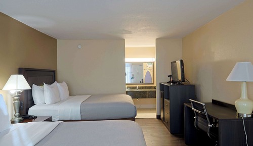 Habitación estándar, 2 camas de matrimonio, no fumadores
