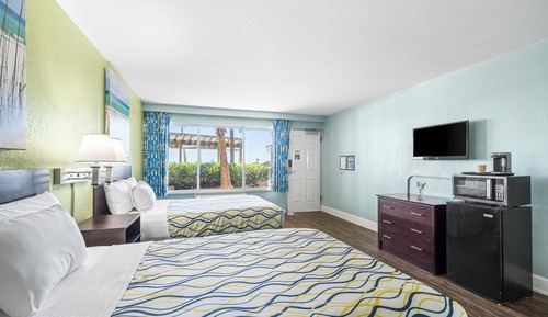 Habitación estándar doble, 2 camas dobles, accesible para personas con discapacidad, vistas al mar