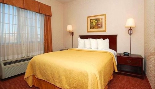 Suite, 1 cama de matrimonio con sofá cama, accesible para personas con discapacidad (Promotional)