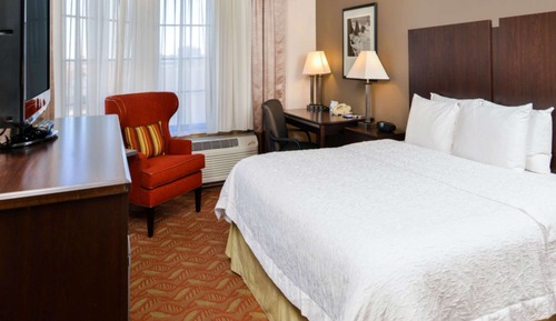 Estándar con cama de matrimonio King