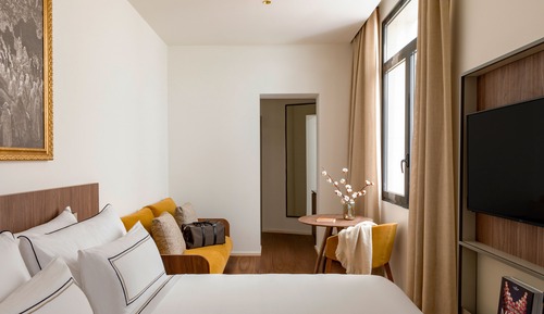 Superior Connected Rooms with Views (2+2)