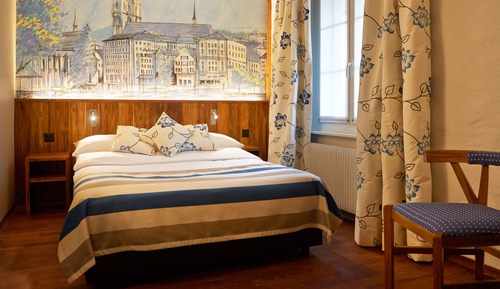 Habitación económica doble, 1 cama doble, vistas a la ciudad