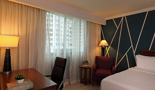 Habitación estándar, 1 cama de matrimonio grande, balcón