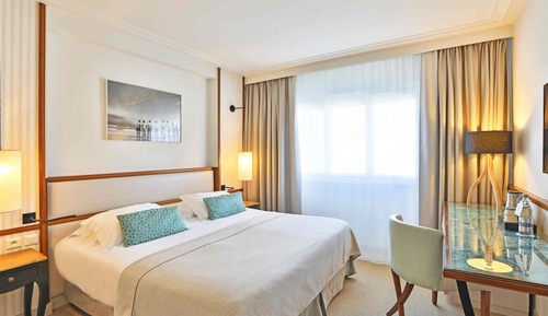 Habitación doble, vistas a la ciudad