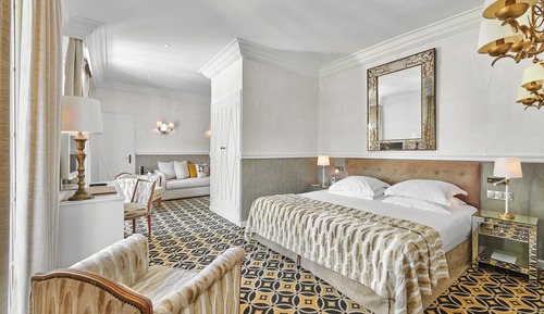 Suite familiar