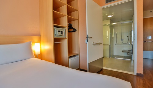 Habitación estándar, 1 cama doble, accesible para personas con discapacidad