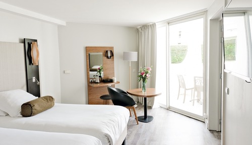 Habitación clásica con 2 camas individuales, vistas al jardín