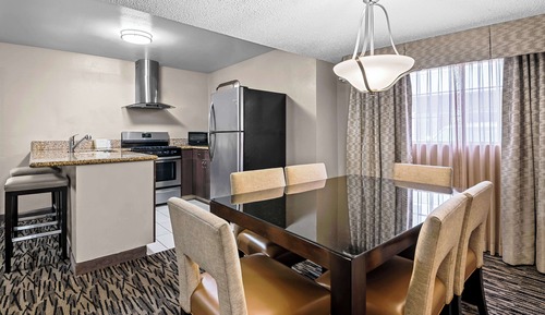 Suite, 1 cama de matrimonio grande, no fumadores, cocina (with Sofabed, Full Kitchen)