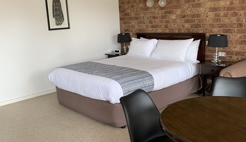 Habitación familiar (2 room family suite)