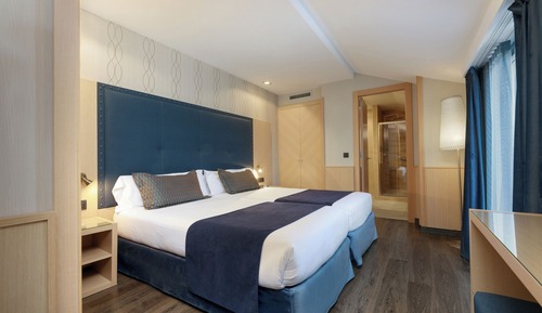 Habitación cuádruple estándar