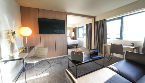 Suite junior, 1 cama de matrimonio grande (Lounge)