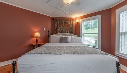 Suite romántica, 1 cama de matrimonio grande, no fumadores, bañera de hidromasaje