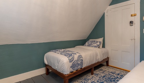 Classic Triple Room with Detached Private Bath, Non Smoking