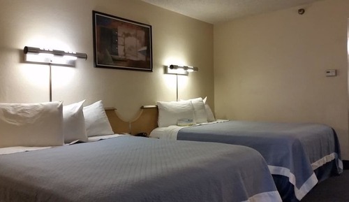 Suite estudio, 2 camas de matrimonio, no fumadores