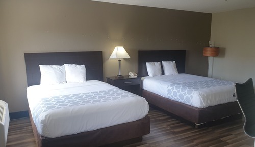 Standard Room, 2 Queen Beds, Non Smoking