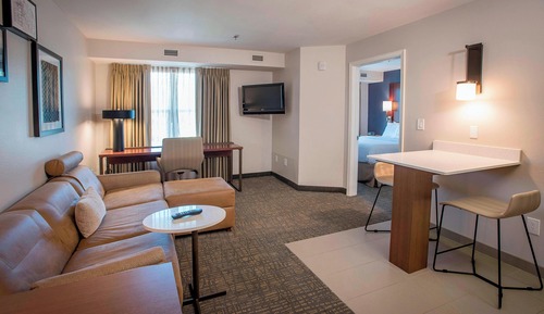 Suite, 1 habitación (Mobility/Hearing Accessible, Tub)