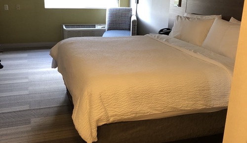 Habitación estándar, 1 cama de matrimonio grande (Communication Accessible)