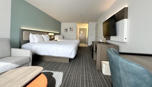 Suite, no fumadores (2 Queen Beds with Sofa Bed)