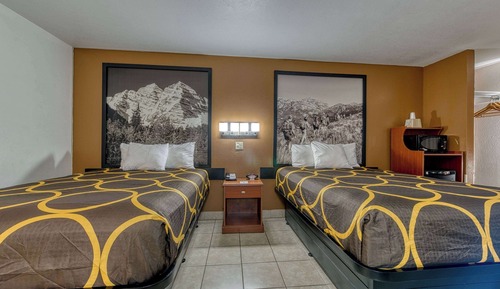 Habitación, 2 camas de matrimonio, no fumadores (Dog Friendly)