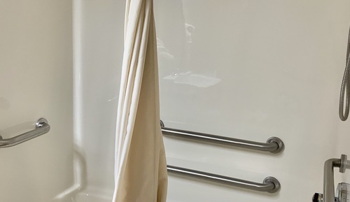 Habitación, 1 cama de matrimonio, accesible para personas con discapacidad (Roll In Shower)