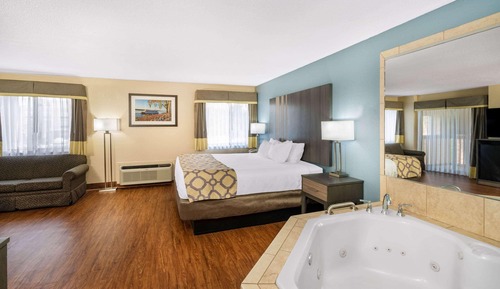 Suite estudio Deluxe, 1 cama de matrimonio grande, no fumadores, vistas a la piscina