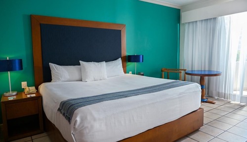 Habitación Deluxe, 1 cama de matrimonio grande, frente al mar