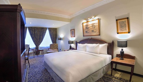 Supreme Room