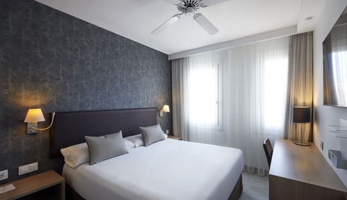 Habitación doble, vistas al jardín