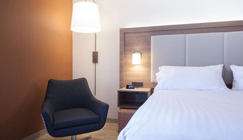 Suite, 1 cama de matrimonio grande con sofá cama