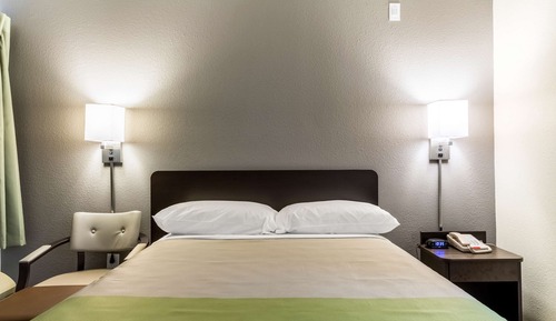Habitación estándar, 1 cama de matrimonio, accesible para personas con discapacidad, no fumadores