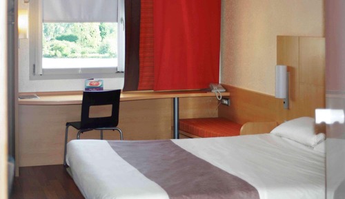 Habitación estándar doble, varias camas