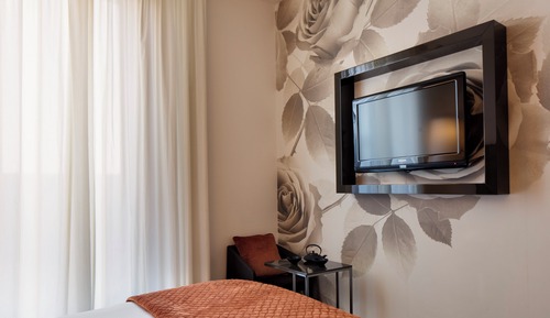 Habitación superior con 1 cama doble o 2 individuales