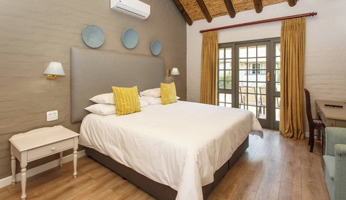 Habitación, 1 cama de matrimonio grande, vistas al jardín