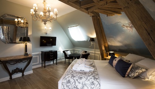 Suite, 1 cama de matrimonio grande, no fumadores (with Sofabed)
