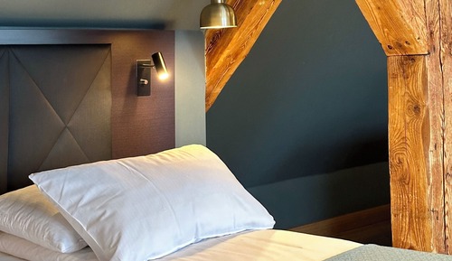 Suite (Top)