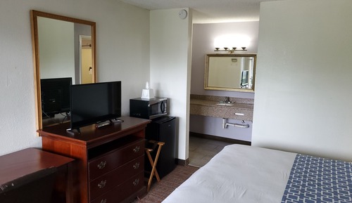 Standard Room, 1 King Bed, Non Smoking
