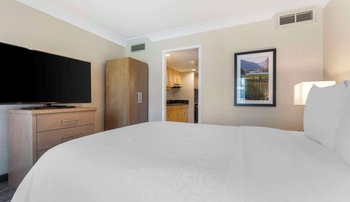 Habitación estándar, 1 cama de matrimonio, accesible para personas con discapacidad, bañera