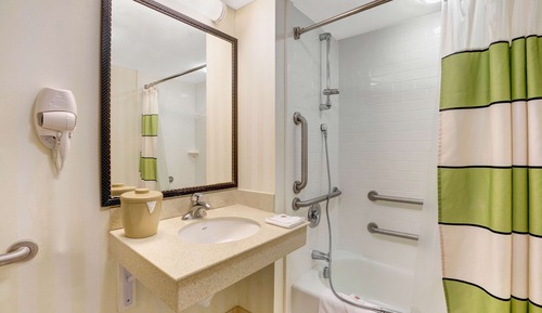 Habitación estándar, 2 camas dobles, accesible para personas con discapacidad, no fumadores