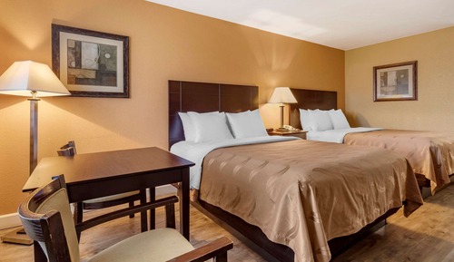 Habitación estándar, 2 camas de matrimonio, no fumadores