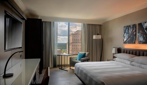 Habitación, 1 cama de matrimonio, vistas a la ciudad (Mobility Accessible, Roll-in Shower)