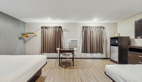 Suite, no fumadores (3 Queen Beds)