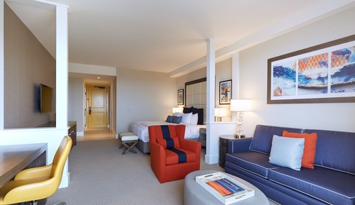 Suite, 1 cama de matrimonio grande (Hearing, Twin Dolphin Tower)